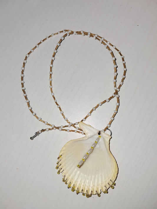 shell necklace