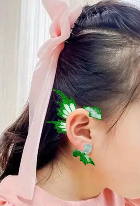 Dragon ear hanging